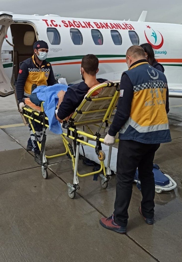 Uçak ambulans Hızır gibi yetişti