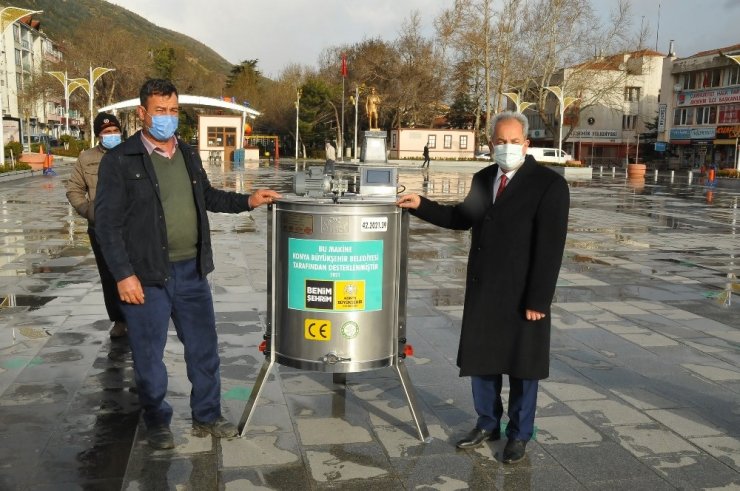 Konya Büyükşehir Belediyesi’nden Arıcılara Destek