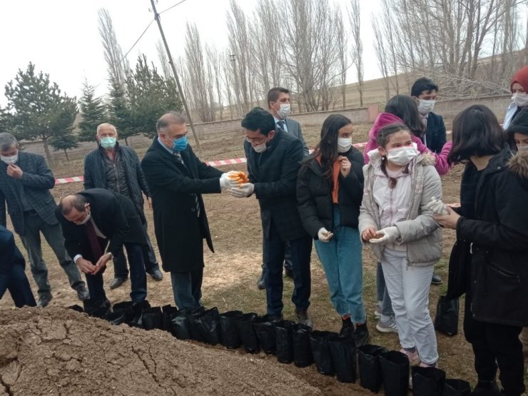 "Bir Fidan Bin Can” Projesi başladı