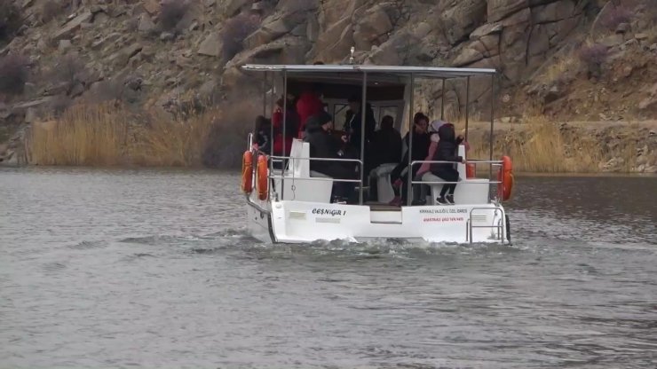 Kırıkkale’de turizm canlanıyor: Bozkırın ortasında tekne turu için akın akın geliyorlar