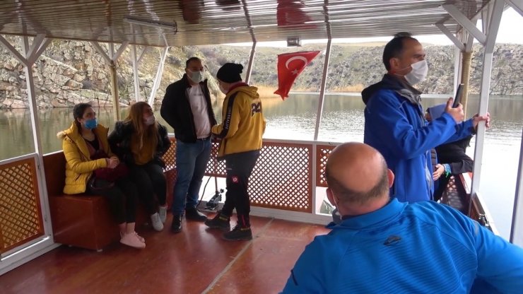 Kırıkkale’de turizm canlanıyor: Bozkırın ortasında tekne turu için akın akın geliyorlar