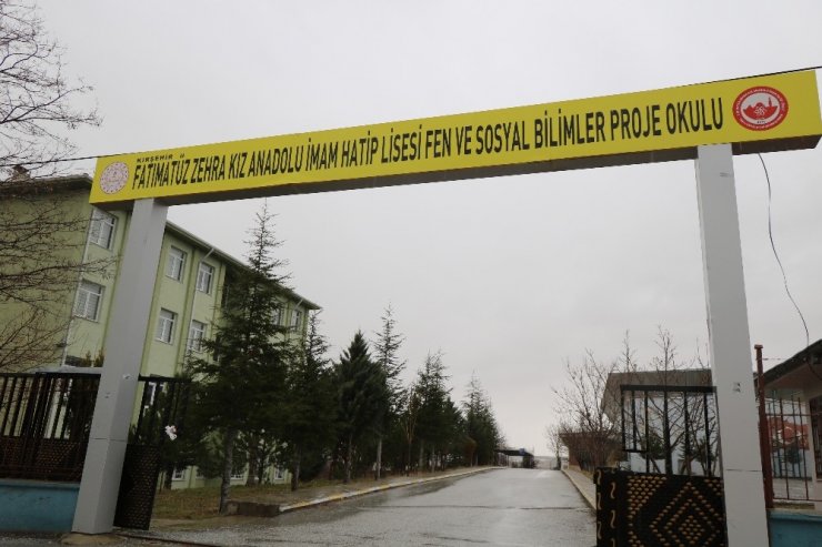 Kırşehir’de, 2 eğitim kurumunda koronavirüs arası