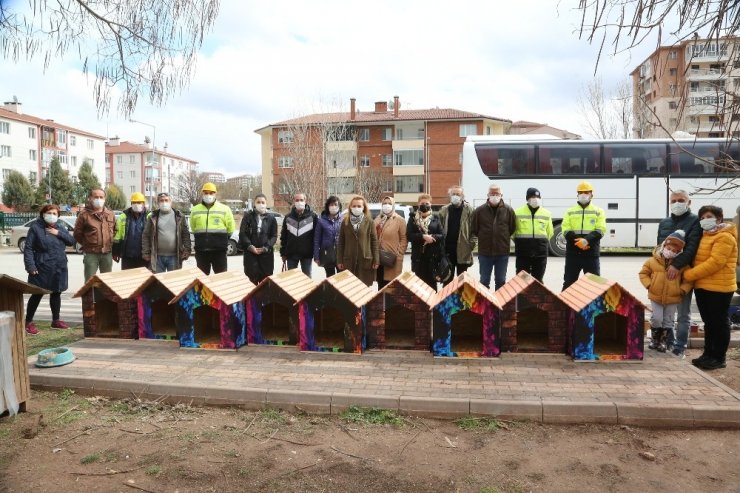 Odunpazarı Belediyesi, sokakta yaşayan hayvanlar için dernekler ile işbirliği içinde