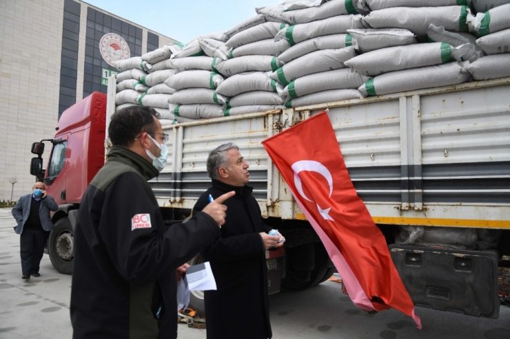 Tohumlar en erken Kayseri’de toprakla buluşturuldu