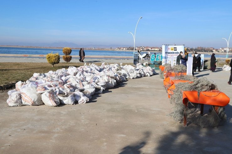 Beyşehir Gölü temizleme çalışmaları değerlendirildi