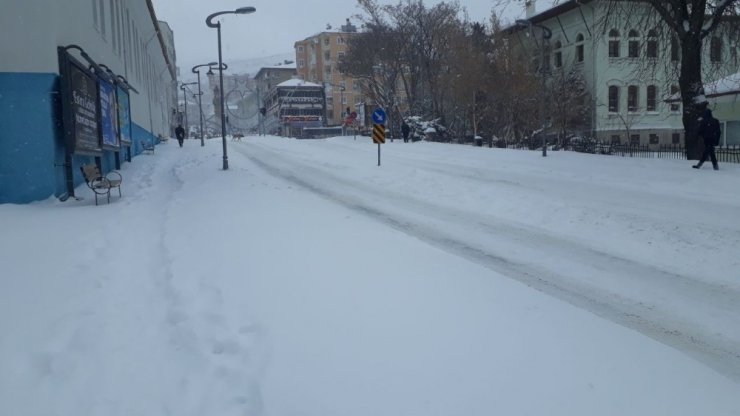 Yozgat beyaza büründü