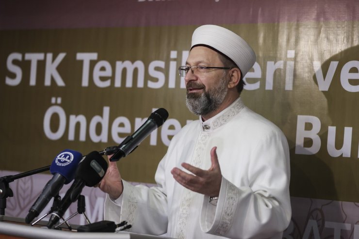 Diyanet İşleri Başkanı Erbaş: “İyilik için bir araya gelenler güçlü olursa, fitne için bir araya gelenler başarılı olamazlar”