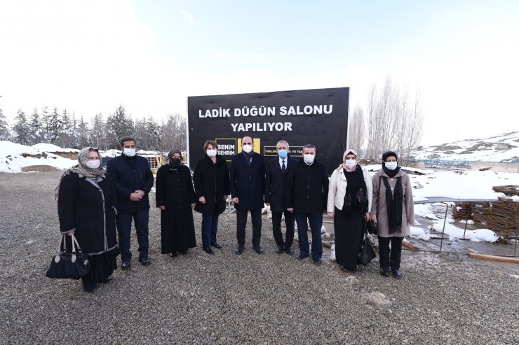 Kadınhanı İtfaiye Merkezi açıldı, Ladik Düğün Salonu inşaatı başladı