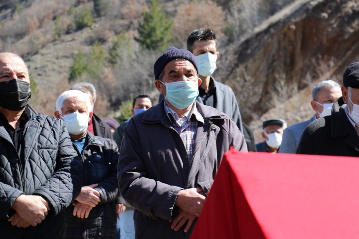 Cumhuriyet Savcısı Salkım’ın cenazesi köyünde toprağa verildi