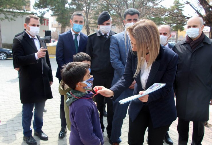 Nevşehir Valisi Becel, yayalar için kırmızı çizgiyi çizdi