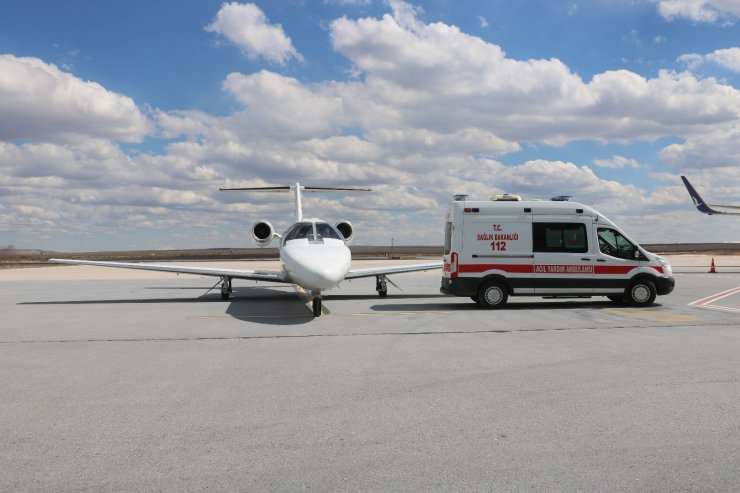 Ambulans uçak, kalp rahatsızlığı bulunan yeni doğan bebek için havalandı