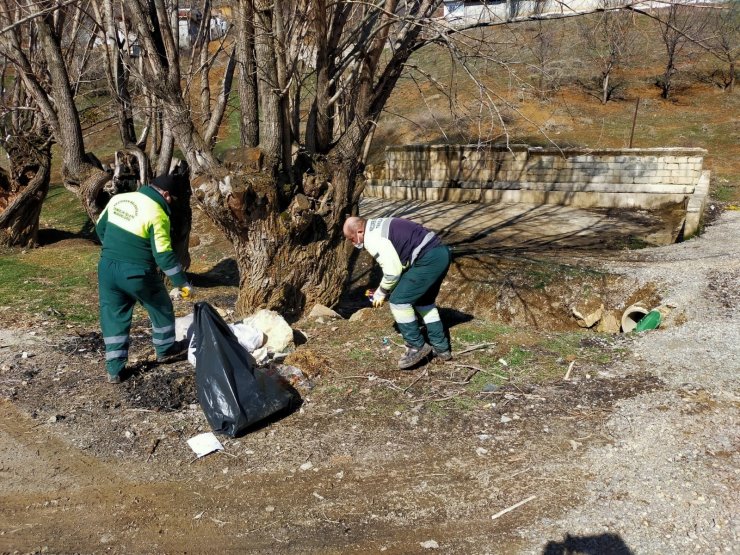 Keçiören’de dağ taş temizlendi