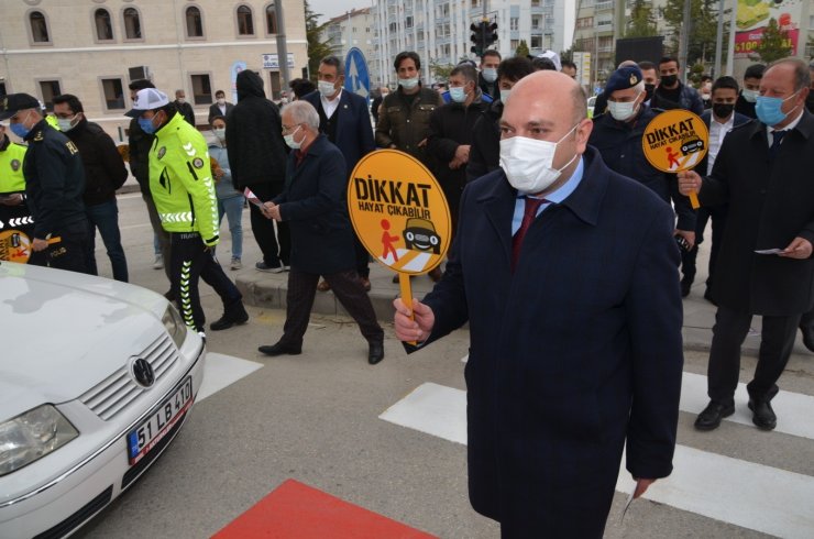 Ereğli’de ’Yayalar Kımızı Çizgimiz" etkinliği düzenlendi