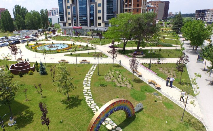 Tepebaşı’ndaki park ve bahçelere araç desteği