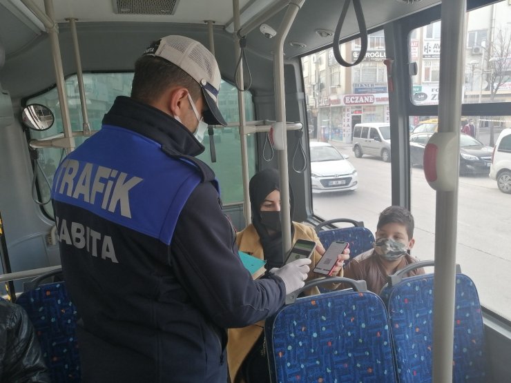 Kırmızı kategorideki Aksaray’da halk otobüsleri denetlendi