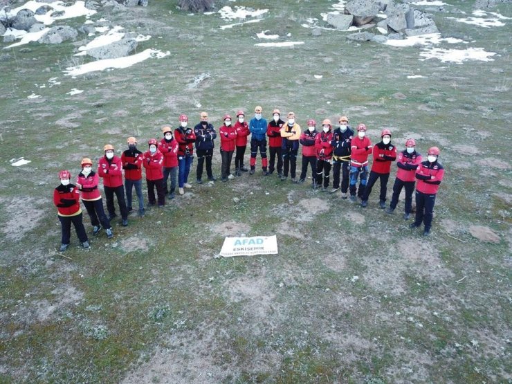 DAK’ın verdiği doğada arama kurtarma eğitimi başarıyla tamamlandı