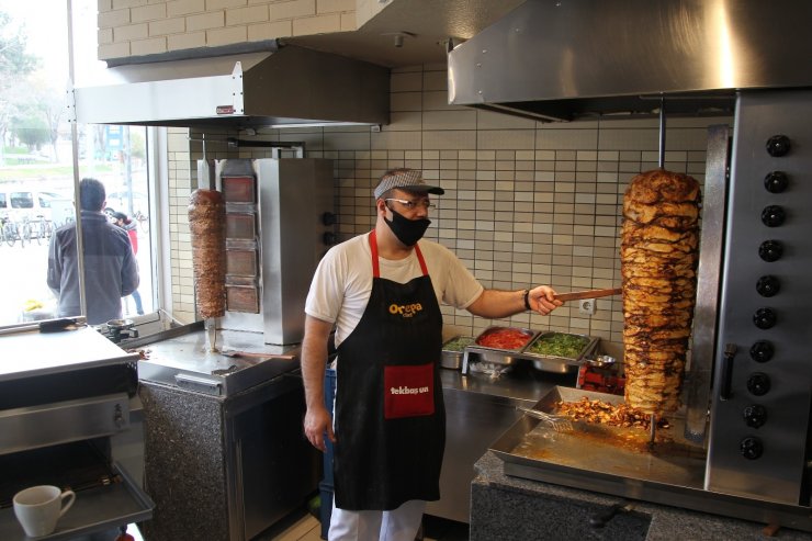 Lokantalar açıldı, müşteri bekliyor