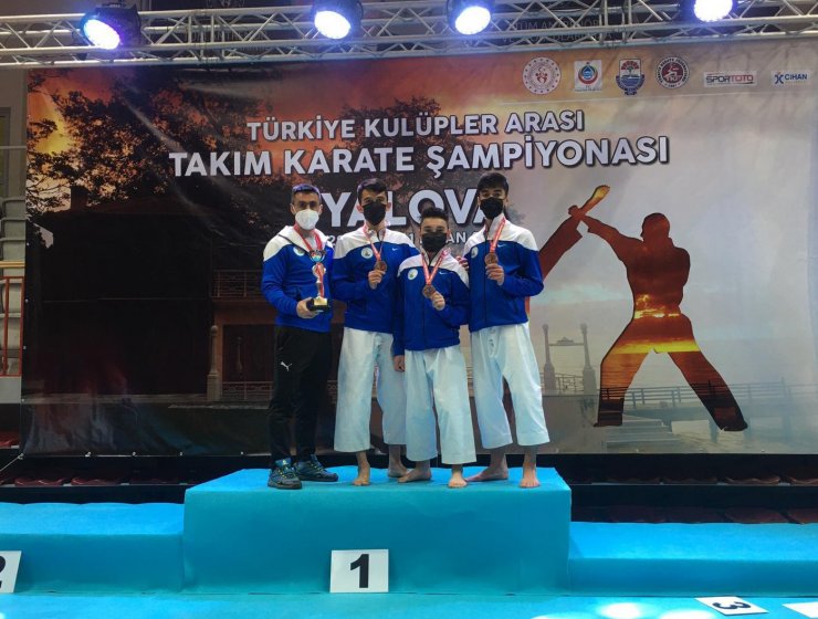 Sivas Belediyespor karate takımı Türkiye 3.’sü oldu