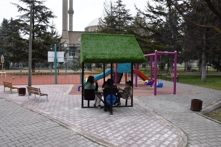 Başkan Çolakbayrakdar’dan çocuklara özel mini park