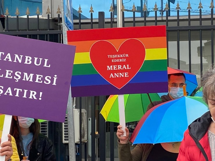 LGBT üyelerinden İYİ Parti lideri Meral Akşener’e teşekkür