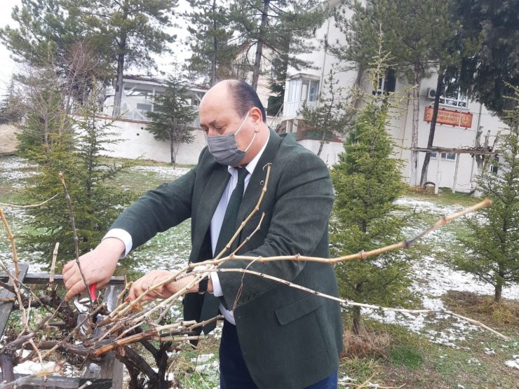 Seyitgazi İlçe Milli Eğitim Müdürü Avcı’dan örnek hareket