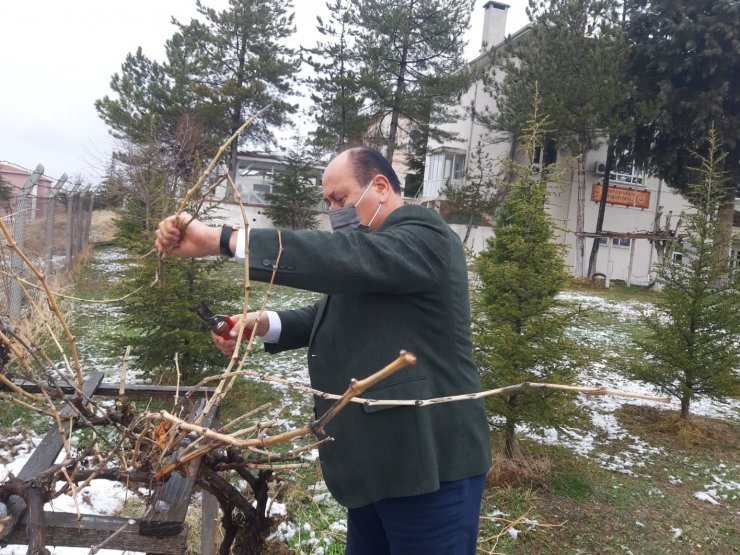 Seyitgazi İlçe Milli Eğitim Müdürü Avcı’dan örnek hareket