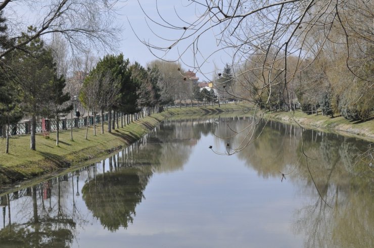 Boş kalan ünlü park sessizliğe büründü