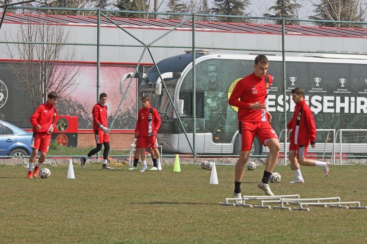 Eskişehirspor Altınordu maçı hazırlıklarını tamamladı