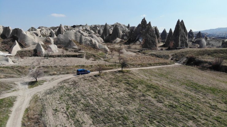 Kapadokya’da maske takmayan 37 turiste para cezası kesildi