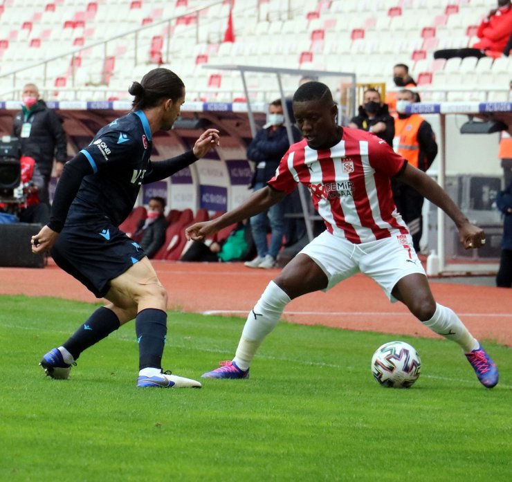 Süper Lig: DG Sivasspor: 0 - Trabzonspor: 0 (Maç sonucu)