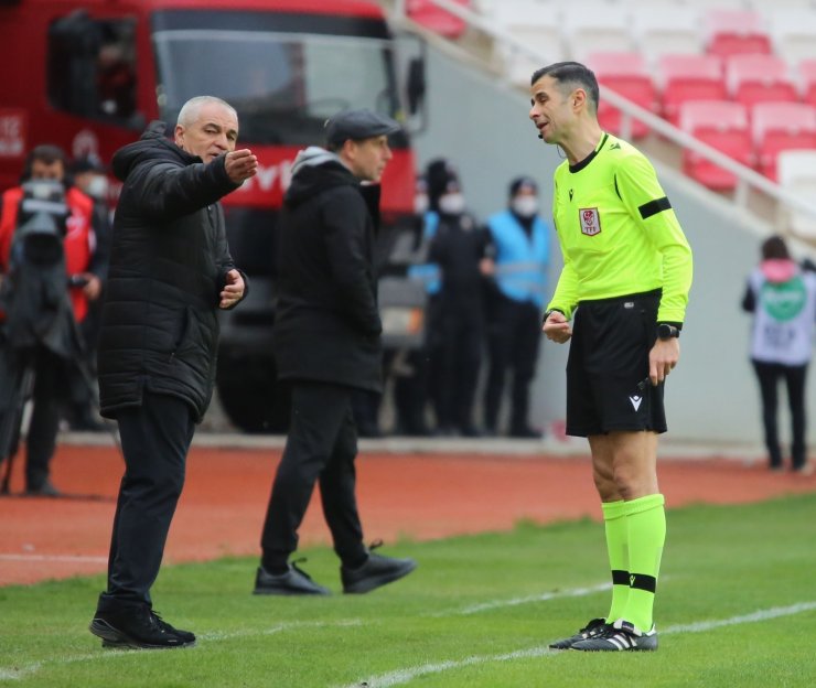 Süper Lig: DG Sivasspor: 0 - Trabzonspor: 0 (Maç sonucu)