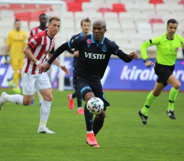 Süper Lig: DG Sivasspor: 0 - Trabzonspor: 0 (İlk yarı)