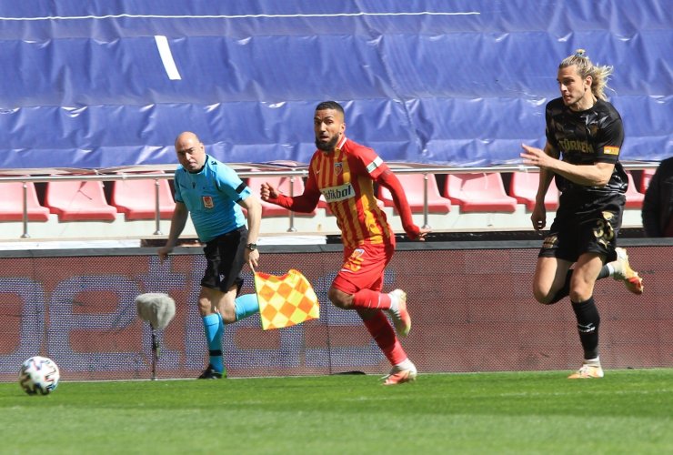 Süper Lig: Kayserispor: 1 - Göztepe: 1 (Maç sonucu)