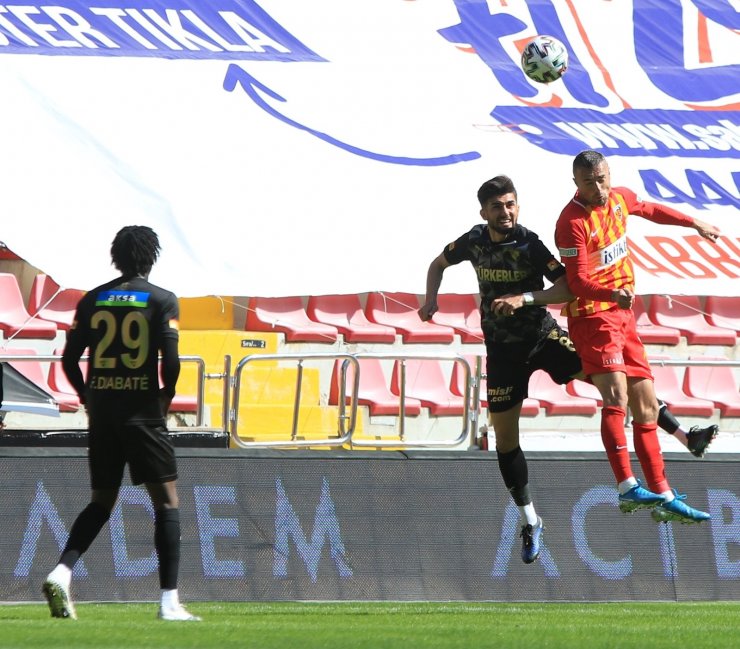 Süper Lig: Kayserispor: 1 - Göztepe: 1 (Maç sonucu)