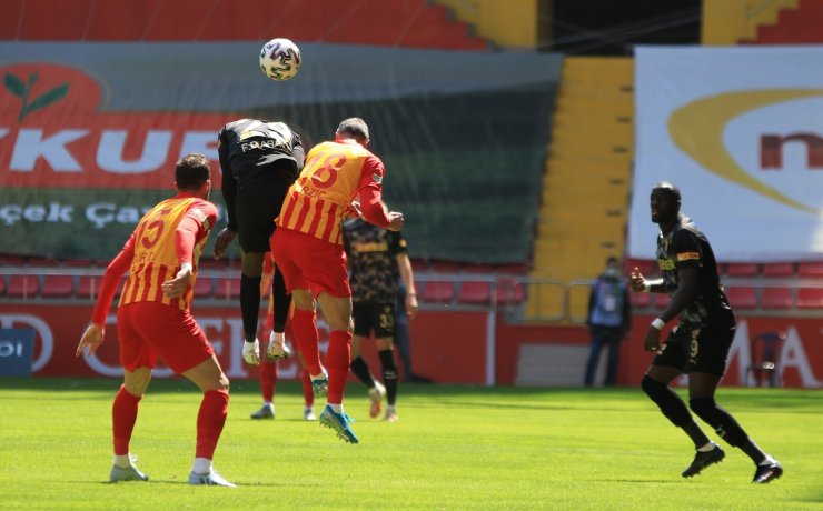 Süper Lig: Kayserispor: 1 - Göztepe: 0 (İlk yarı)