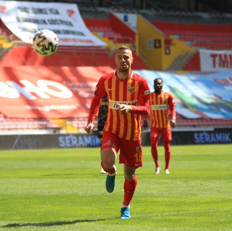 Süper Lig: Kayserispor: 1 - Göztepe: 0 (İlk yarı)