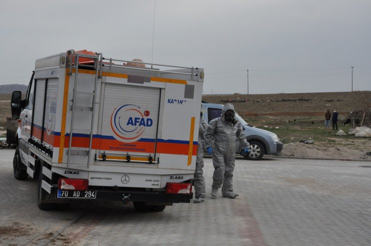 Taşınacakları evden keskin koku gelince pencereden atlayarak yardım istedi