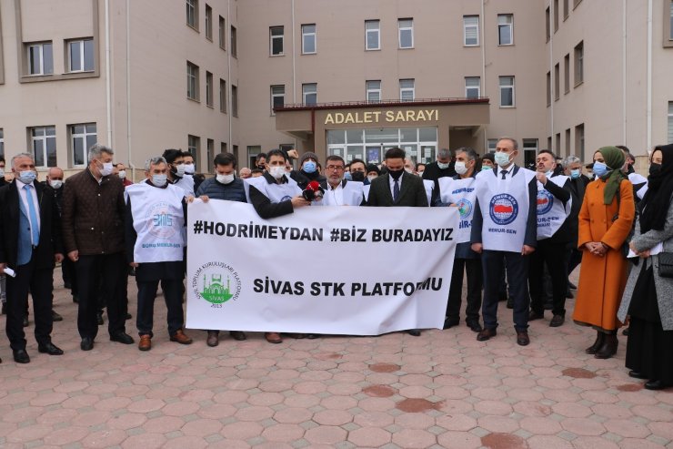 Sivas’ta 103 amiral hakkında suç duyurusunda bulunuldu