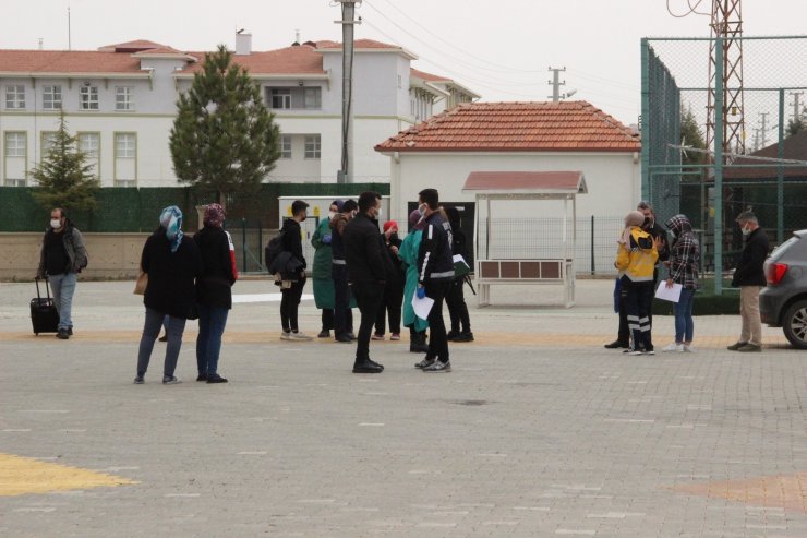 Karaman’da testi pozitif çıkan yolcunun bulunduğu otobüsteki 20 kişi karantinaya alındı