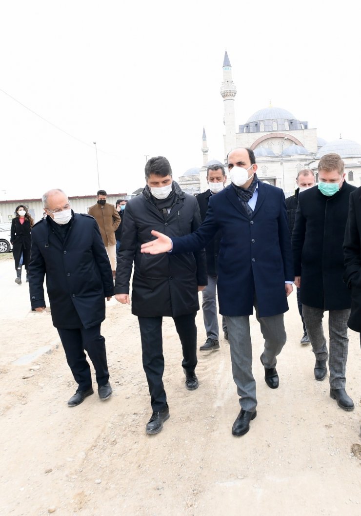 Mevlana Çarşısı ve Altın Çarşı’da dönüşüm çalışmaları sürüyor