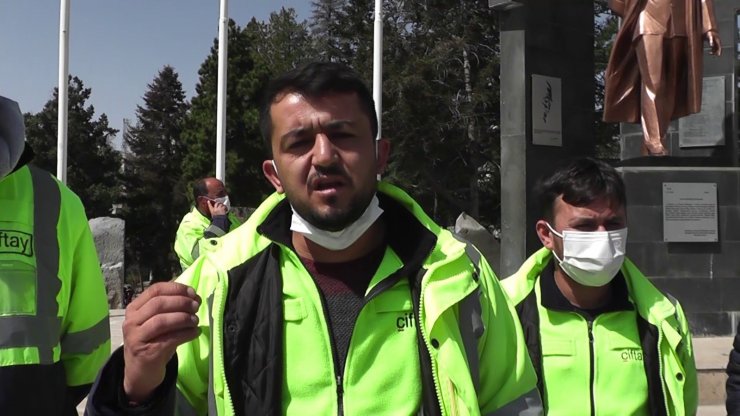 Eylemlerinde ikinci güne giren işçiler, "Kendilerine köle gibi çalışacak başka işçiler bulsunlar"