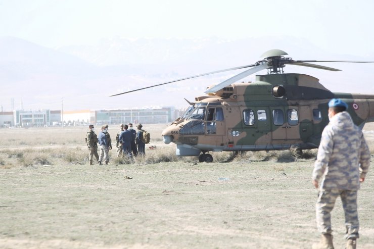 Konya’da düşen uçağın pilotu Yüzbaşı Burak Genççelebi şehit oldu