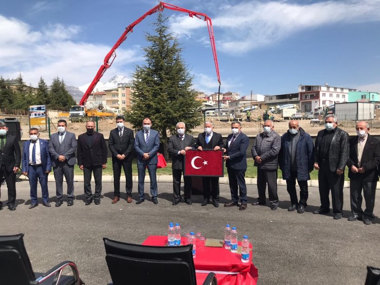 70 Kişilik erkek öğrenci yurdunun temeli atıldı