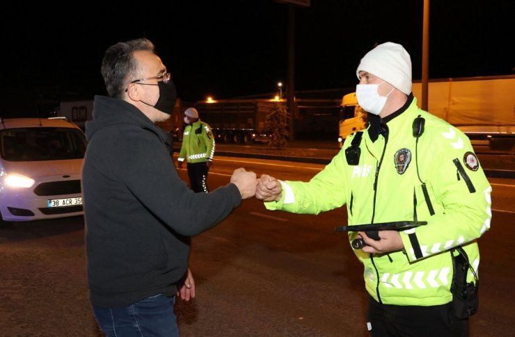 Başkan Savran, polis noktalarını ziyaret etti