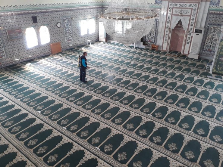 Pursaklar’da camiler Ramazan ayına hazırlanıyor