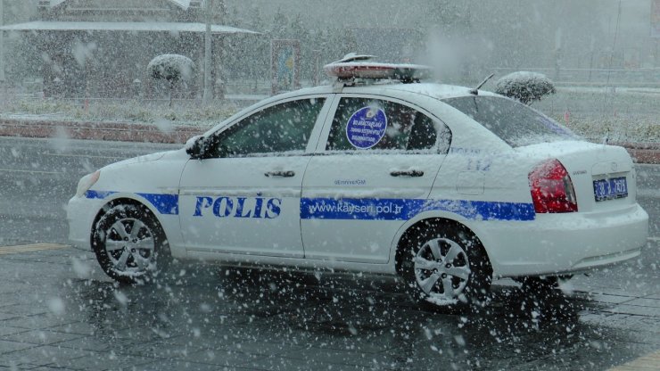 Emniyet Genel Müdürü Aktaş ve İl Emniyet Müdürü Karabörk’ün Polis Haftası mesajı