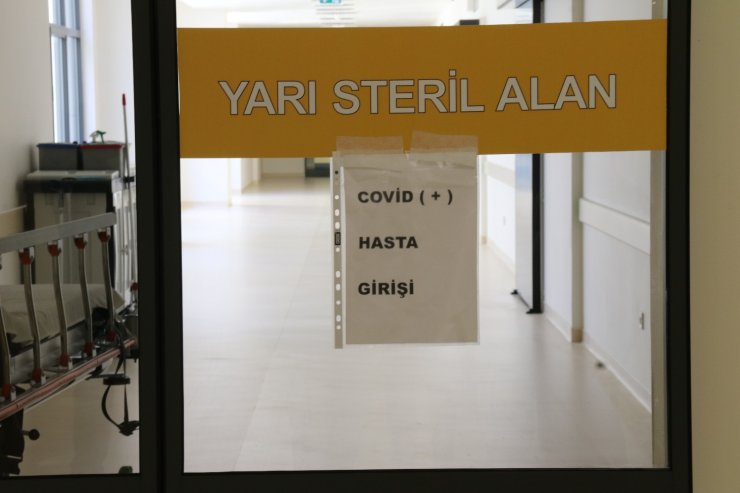 Koronavirüse rağmen yıllık 34 bin ameliyat yapılabiliyor