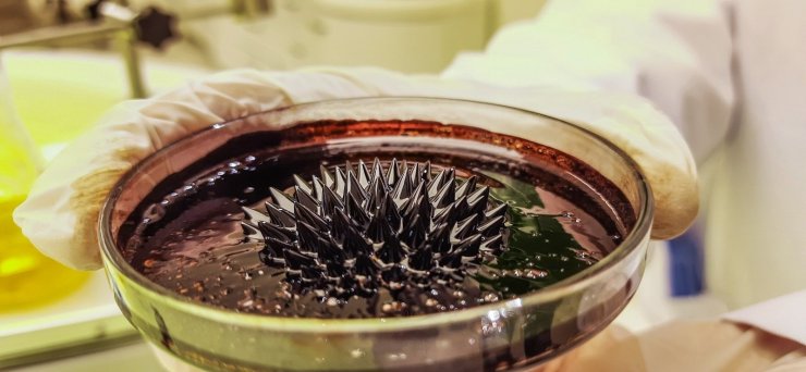 Kayseri Bilim Merkezi ithal edilen ’Ferrofluid’ maddesini üretmeyi başardı