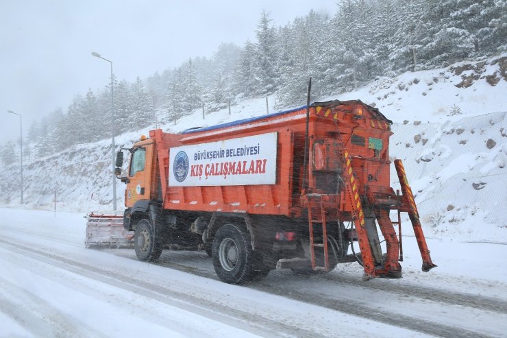 Kayseri Büyükşehir ekipleri hazır kıta