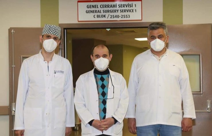 Kayseri Şehir Hastanesi’nde bir ilk: kapalı yöntemle yemek borusu kanseri ameliyatı yapıldı